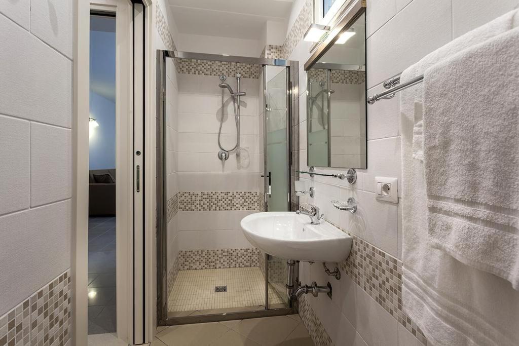 Residence Perla 里米尼 外观 照片
